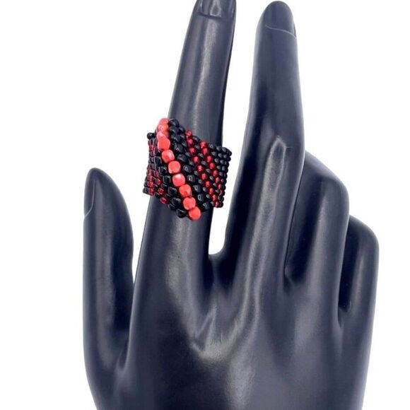 Black with Red Crystal Cellini Spiral Statement Ring Size 7 - Picture 6 of 6